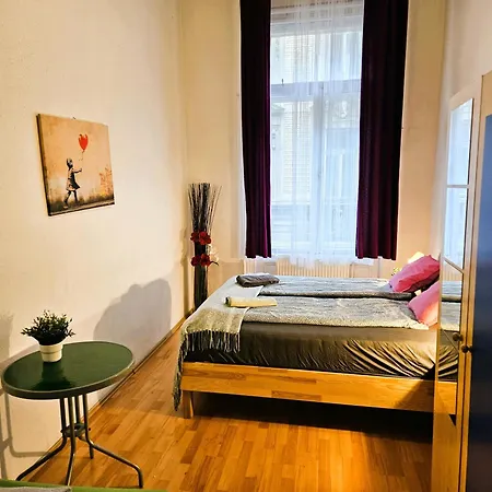 Hostel With Private Bathrooms Budapest