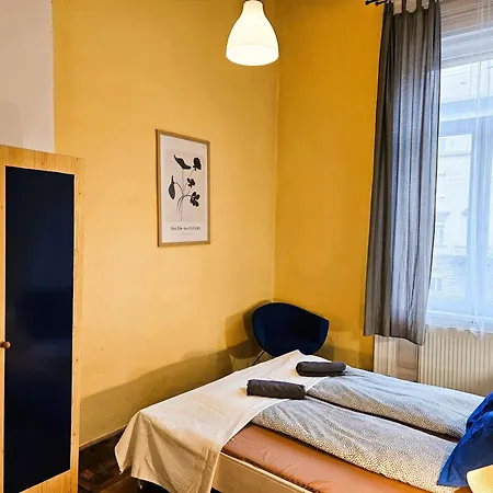 With Private Bathrooms Auberge de jeunesse Budapest